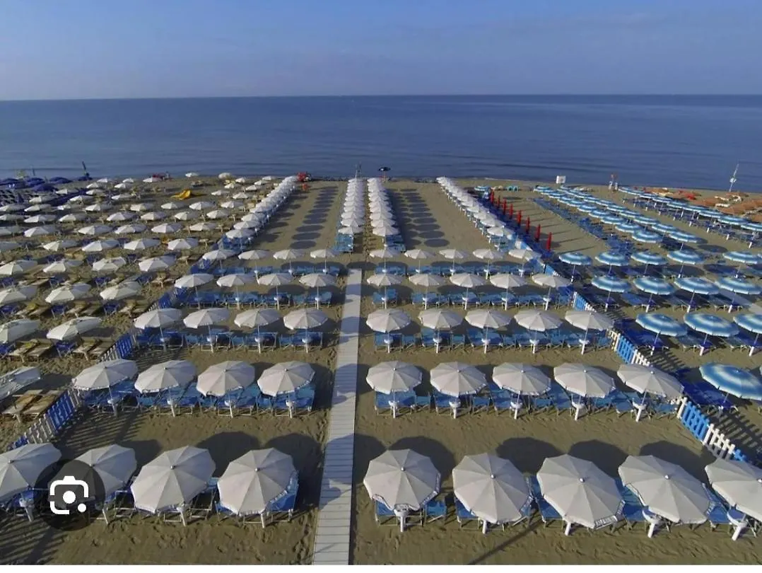 Casa Vacanze Floria Marina Di Carrara Apartment