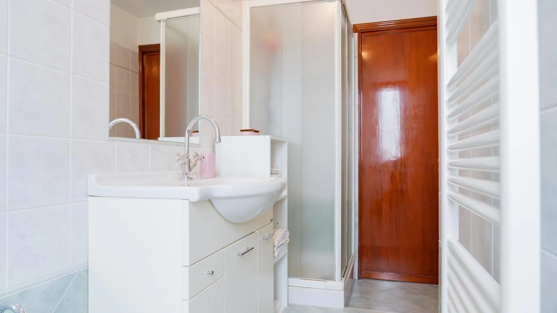 Casa Vacanze Floria Marina Di Carrara Italy